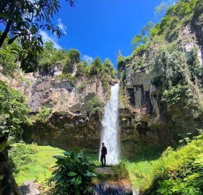 air terjun putri malu